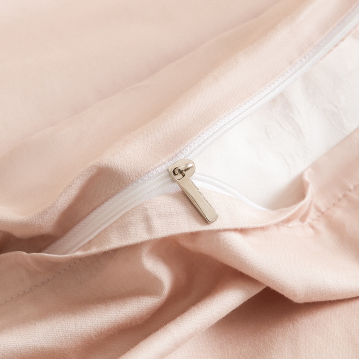 91家纺网 家纺一手货源 找家纺 秀色家纺 2026新款高端100pro新疆长绒棉床上四件套全棉纯棉四季纯色双拼高级感礼品团购四件套-米朵 米朵-茱萸粉