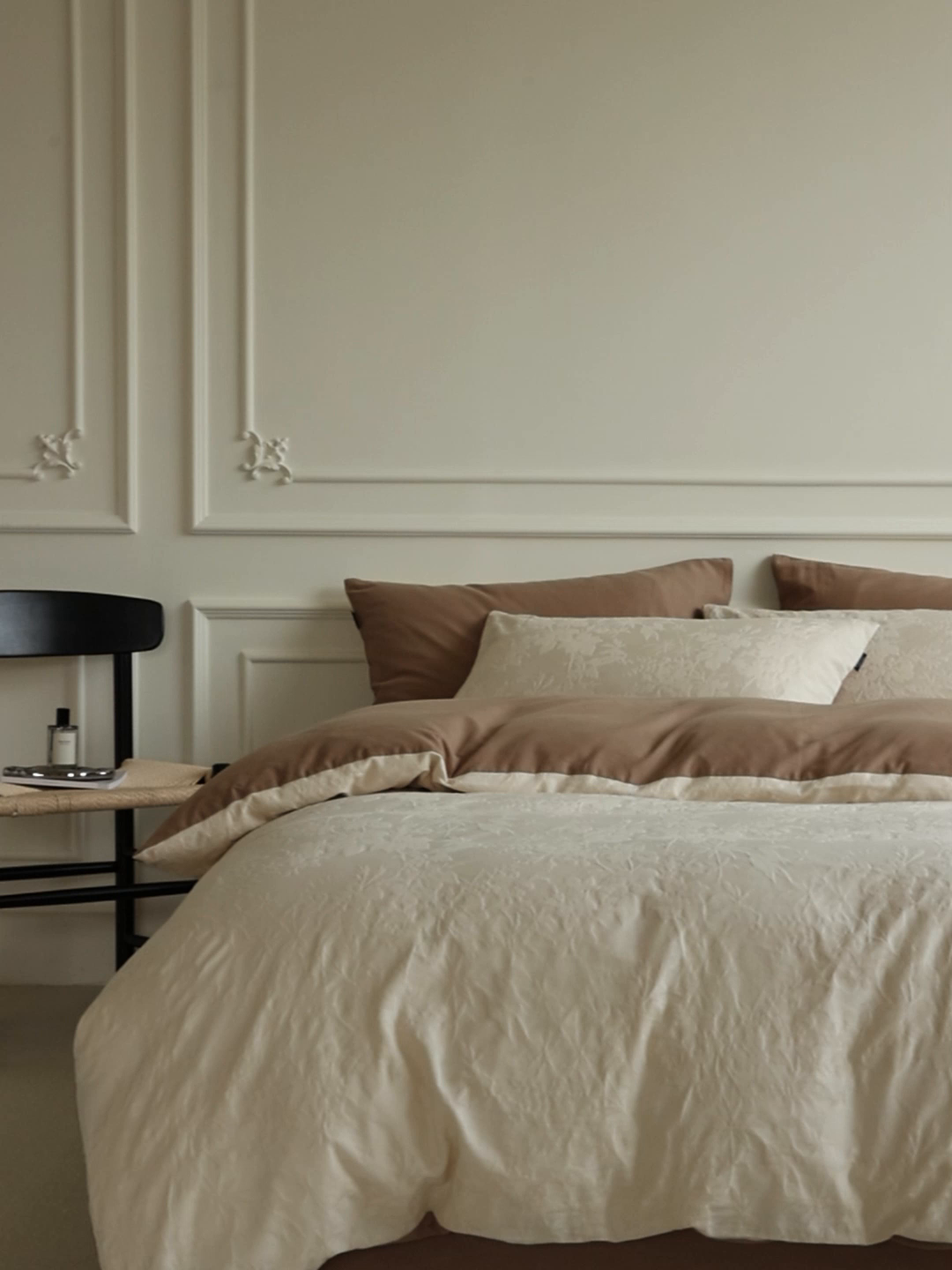 91家纺网 家纺一手货源 找家纺 （总）宜代光年 2026年新款全棉厚织提花四件套系列（第一批花型）极有家花型