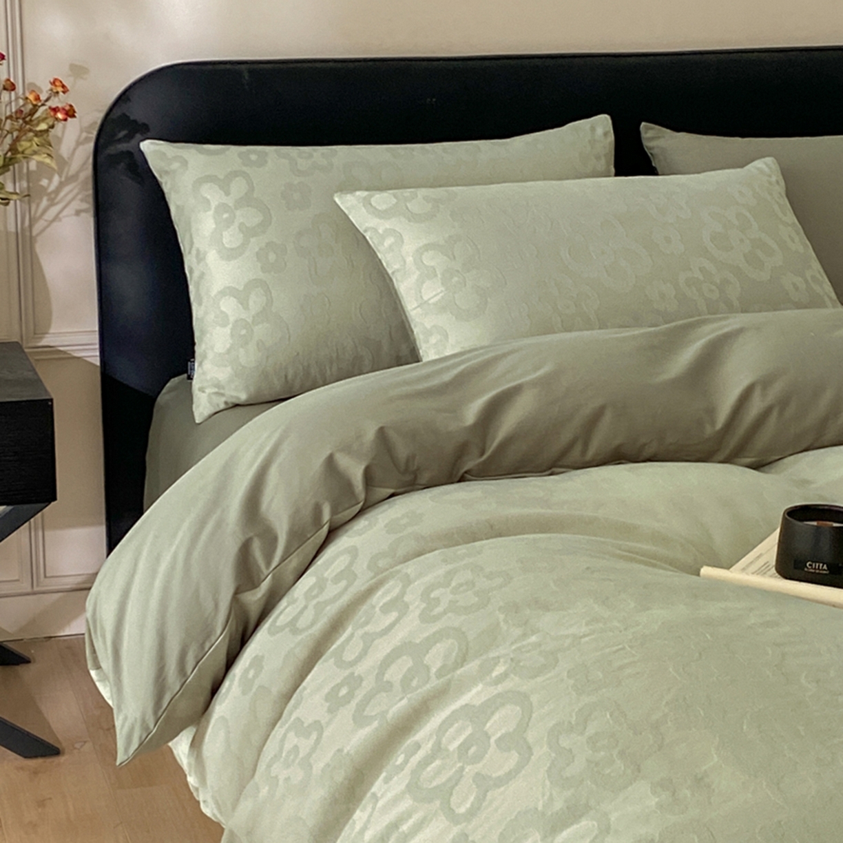 91家纺网 家纺一手货源 找家纺 宜代光年 2026年新款全棉纯棉厚织提花四件套系列（第一批花型） 朵朵-浅绿