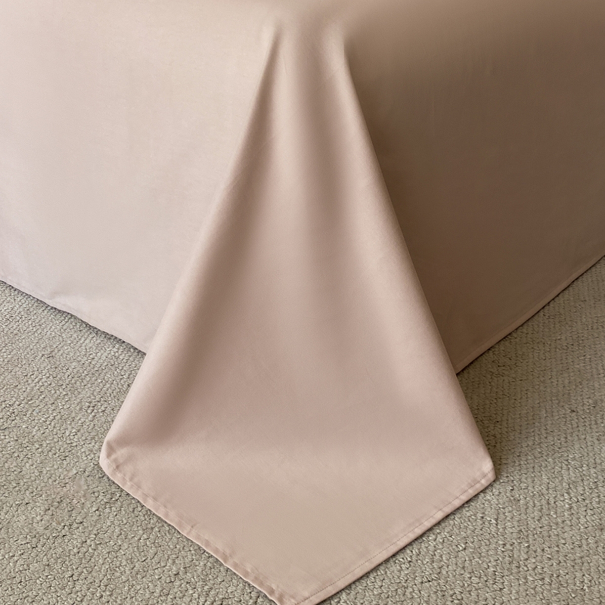 91家纺网 家纺一手货源 找家纺 宜代光年 2026年新款全棉纯棉厚织提花四件套系列（第一批花型） 朵朵-浅粉