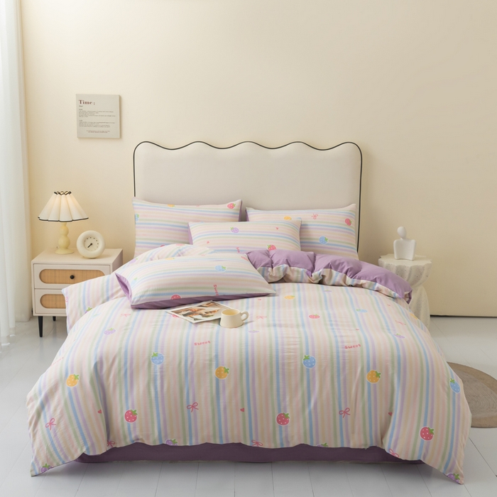 91家纺网 家纺一手货源 找家纺 铭浩家纺 2026春夏新款云感双层皱皱纱四件套 草莓乐园