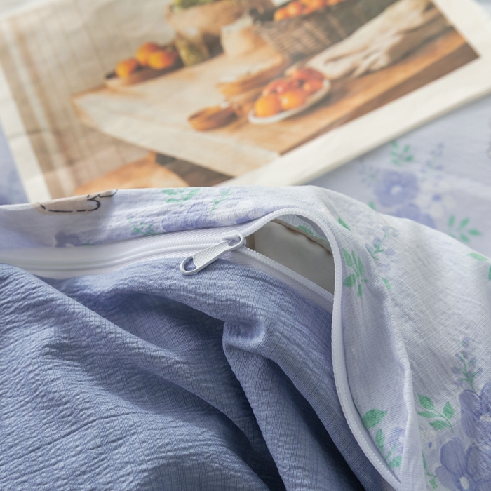 91家纺网 家纺一手货源 找家纺 铭浩家纺 2026春夏新款云感双层皱皱纱四件套 蓝兔花眠