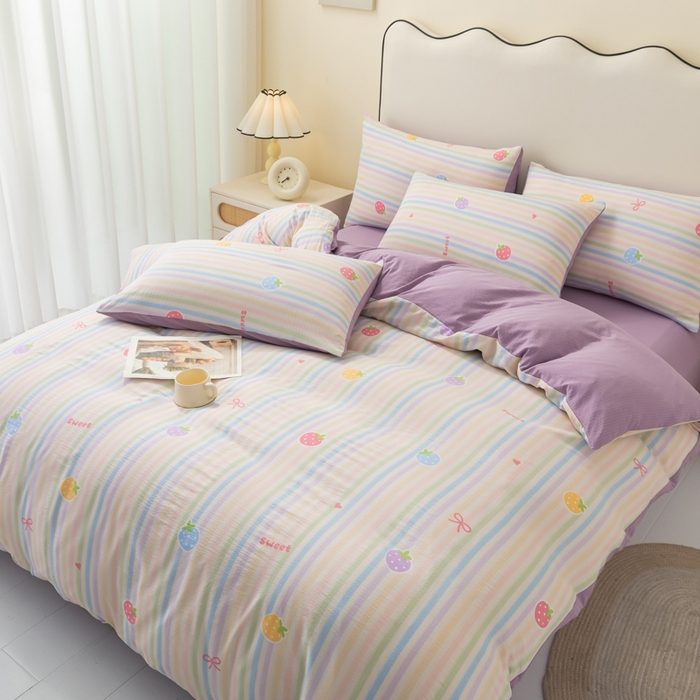 91家纺网 家纺一手货源 找家纺 铭浩家纺 2026春夏新款云感双层皱皱纱四件套 草莓乐园