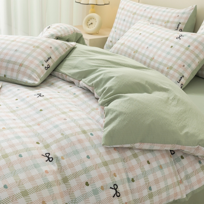 91家纺网 家纺一手货源 找家纺 铭浩家纺 2026春夏新款云感双层皱皱纱四件套 幸运格语