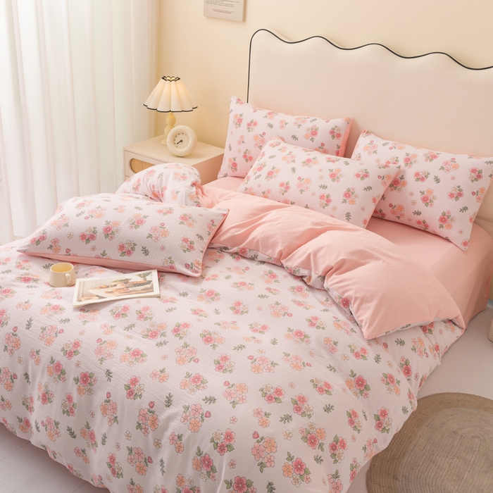 91家纺网 家纺一手货源 找家纺 铭浩家纺 2026春夏新款云感双层皱皱纱四件套 粉桃花眠