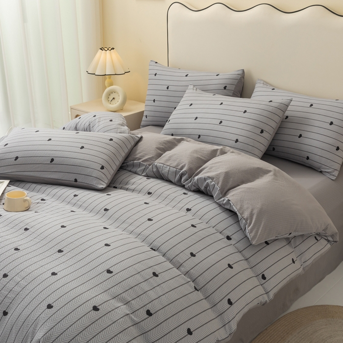 91家纺网 家纺一手货源 找家纺 铭浩家纺 2026春夏新款云感双层皱皱纱四件套 心动条纹