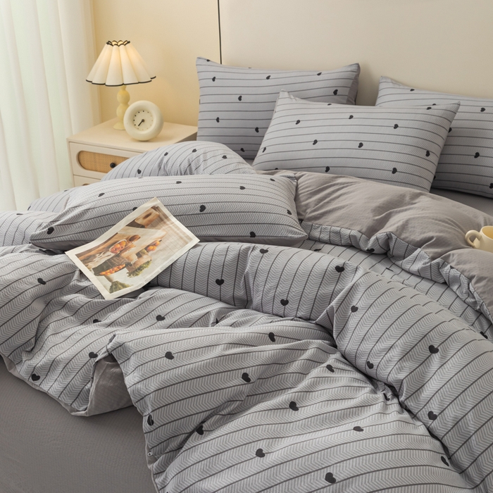 91家纺网 家纺一手货源 找家纺 铭浩家纺 2026春夏新款云感双层皱皱纱四件套 心动条纹