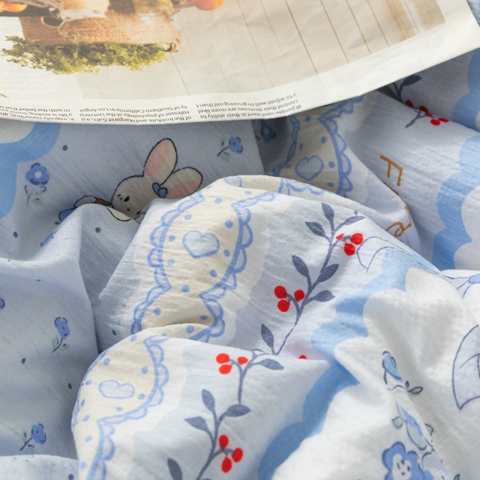 91家纺网 家纺一手货源 找家纺 铭浩家纺 2026春夏新款云感双层皱皱纱四件套 花兔信笺