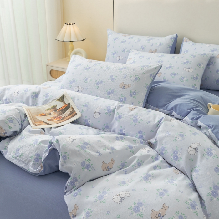 91家纺网 家纺一手货源 找家纺 铭浩家纺 2026春夏新款云感双层皱皱纱四件套 蓝兔花眠