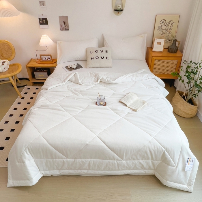 91家纺网 家纺一手货源 找家纺 宝士康家纺 2026新款10A抗菌无印风单夏被/夏被四件套 被子被芯 白色