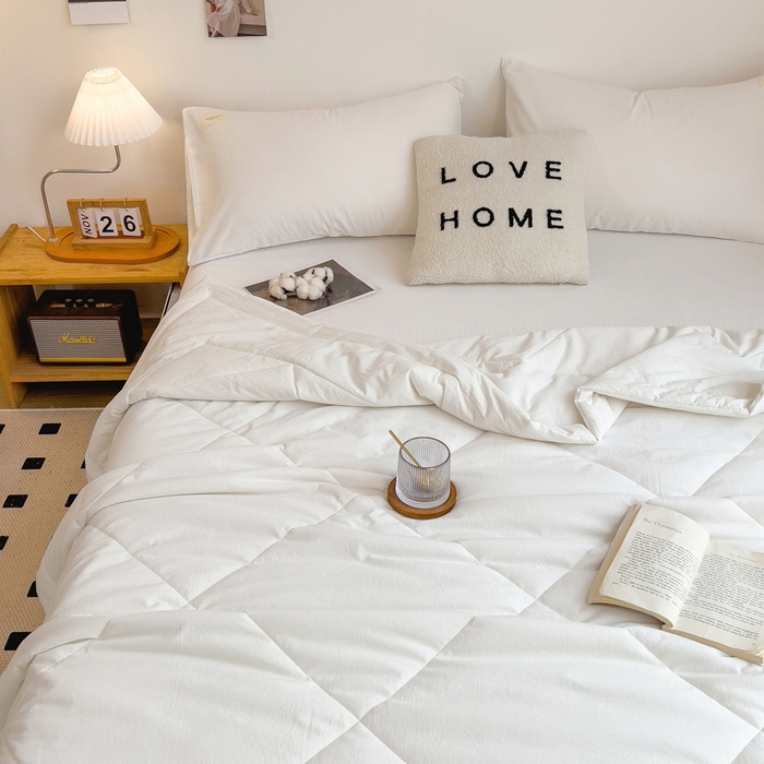 91家纺网 家纺一手货源 找家纺 宝士康家纺 2026新款10A抗菌无印风单夏被/夏被四件套 被子被芯 白色