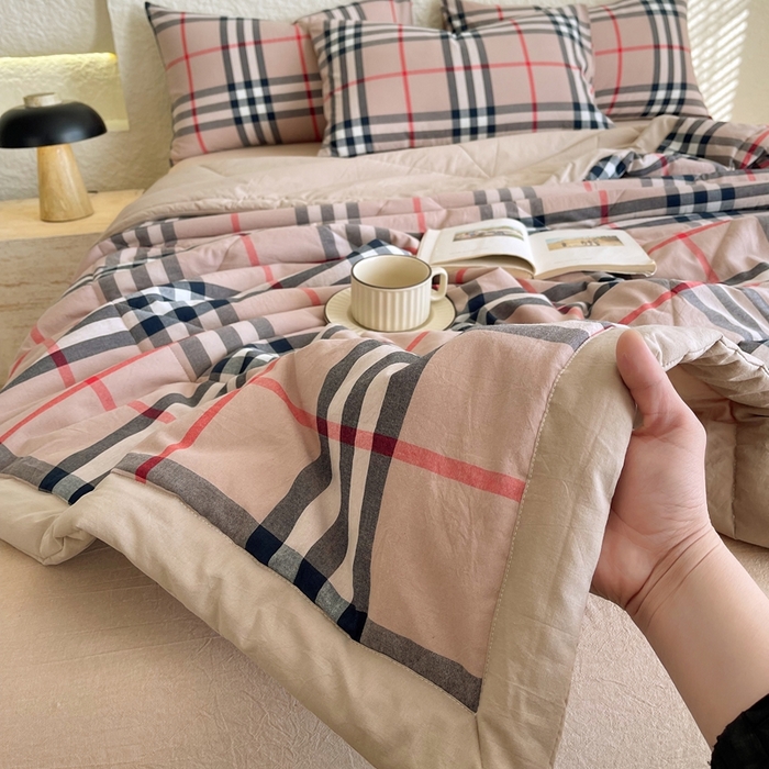 91家纺网 家纺一手货源 找家纺 宝士康家纺 2026新款10A抗菌无印风单夏被/夏被四件套 被子被芯 宝利格