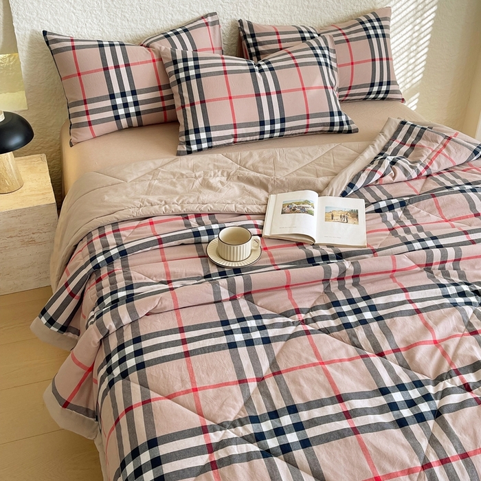 91家纺网 家纺一手货源 找家纺 宝士康家纺 2026新款10A抗菌无印风单夏被/夏被四件套 被子被芯 宝利格