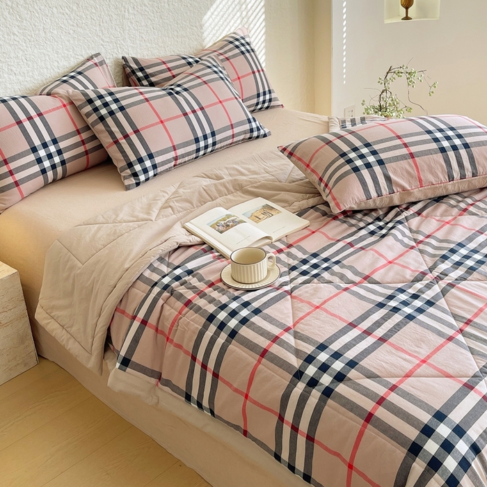 91家纺网 家纺一手货源 找家纺 宝士康家纺 2026新款10A抗菌无印风单夏被/夏被四件套 被子被芯 宝利格