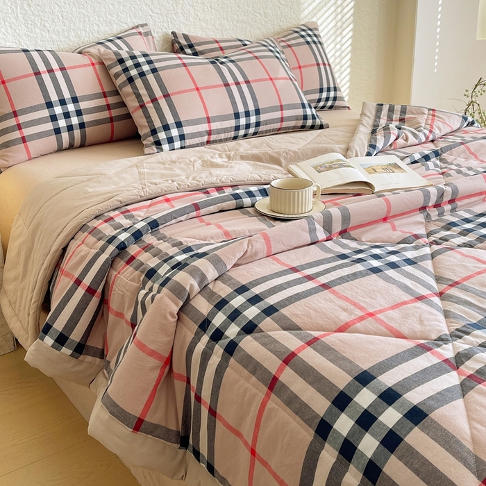 91家纺网 家纺一手货源 找家纺 宝士康家纺 2026新款10A抗菌无印风单夏被/夏被四件套 被子被芯 宝利格