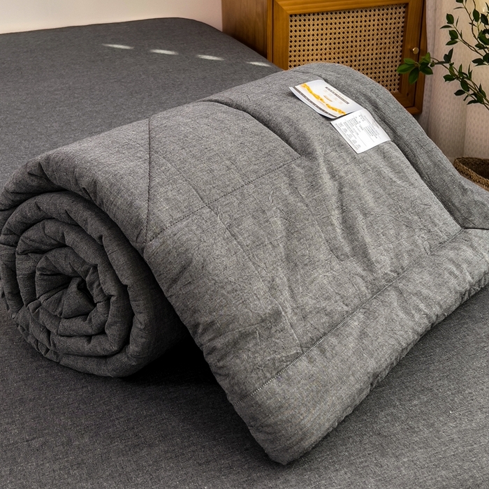 91家纺网 家纺一手货源 找家纺 宝士康家纺 2026新款10A抗菌无印风单夏被/夏被四件套 被子被芯 低调灰