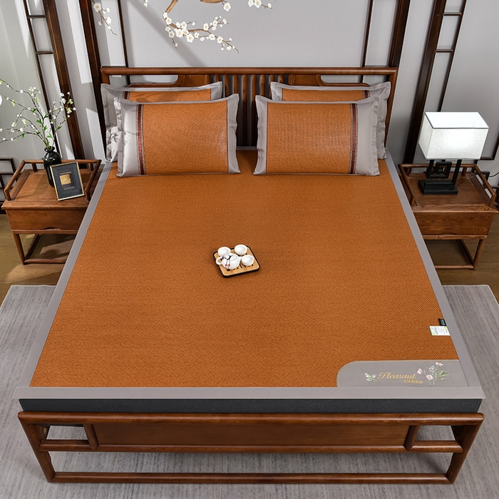 91家纺网 家纺一手货源 找家纺 小牛席业 2026新款加厚款-艾草清香养生席系列（全藤席面） 加厚款-艾草清香养生席（红棕）