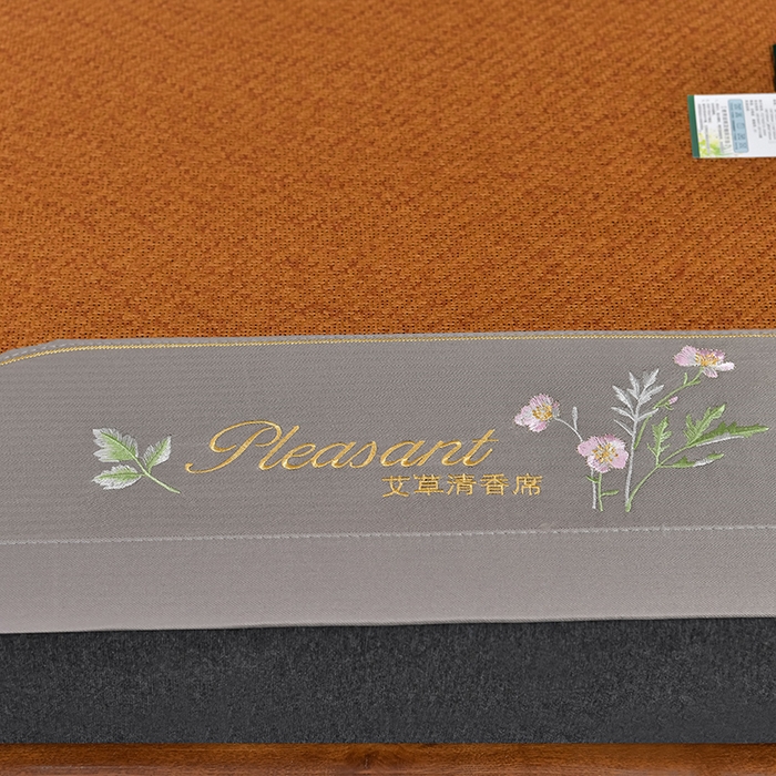 91家纺网 家纺一手货源 找家纺 小牛席业 2026新款加厚款-艾草清香养生席系列（全藤席面） 加厚款-艾草清香养生席（红棕）