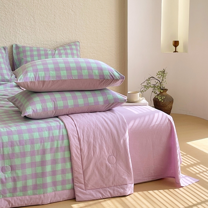 91家纺网 家纺一手货源 找家纺 宝士康家纺 2026新款10A抗菌无印风单夏被/夏被四件套 被子被芯 绿叶中格