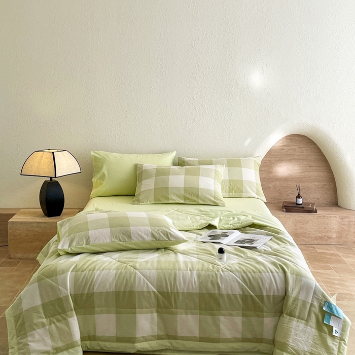 91家纺网 家纺一手货源 找家纺 宝士康家纺 2026新款10A抗菌无印风单夏被/夏被四件套 被子被芯 清雅中格