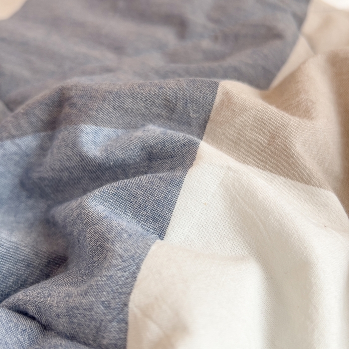 91家纺网 家纺一手货源 找家纺 宝士康家纺 2026新款10A抗菌无印风单夏被/夏被四件套 被子被芯 深蓝大格