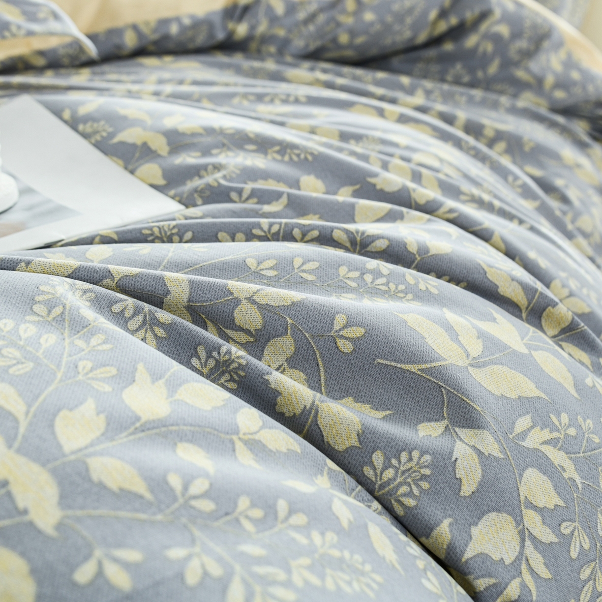 91家纺网 家纺一手货源 找家纺 缘舒家纺 2026新款全棉纯棉印花单被套被套单件 叶韵-灰