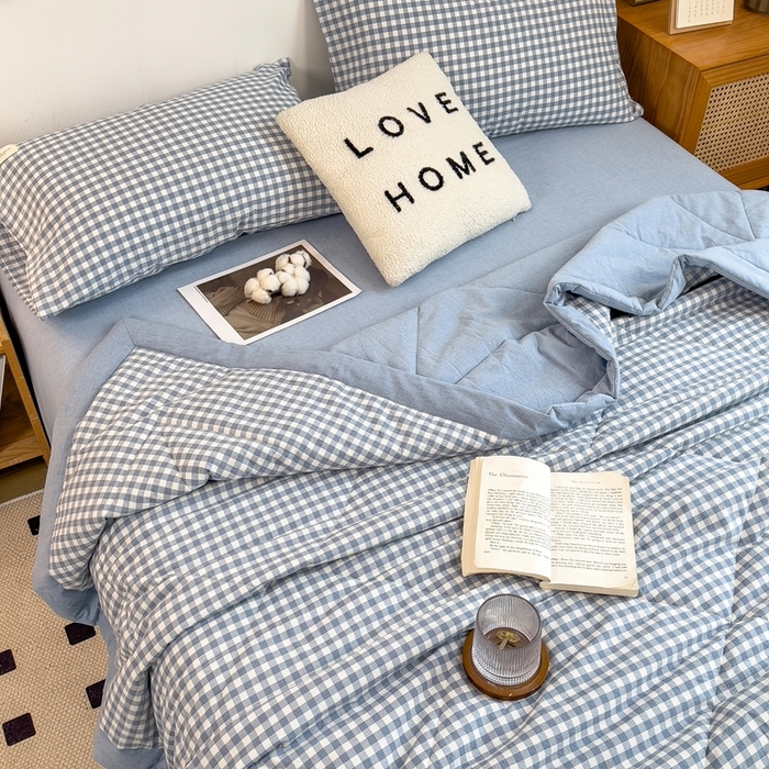 91家纺网 家纺一手货源 找家纺 宝士康家纺 2026新款10A抗菌无印风单夏被/夏被四件套 被子被芯 天蓝小格