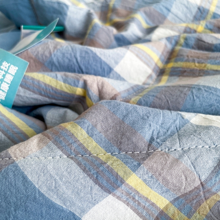91家纺网 家纺一手货源 找家纺 宝士康家纺 2026新款10A抗菌无印风单夏被/夏被四件套 被子被芯 天蓝中格