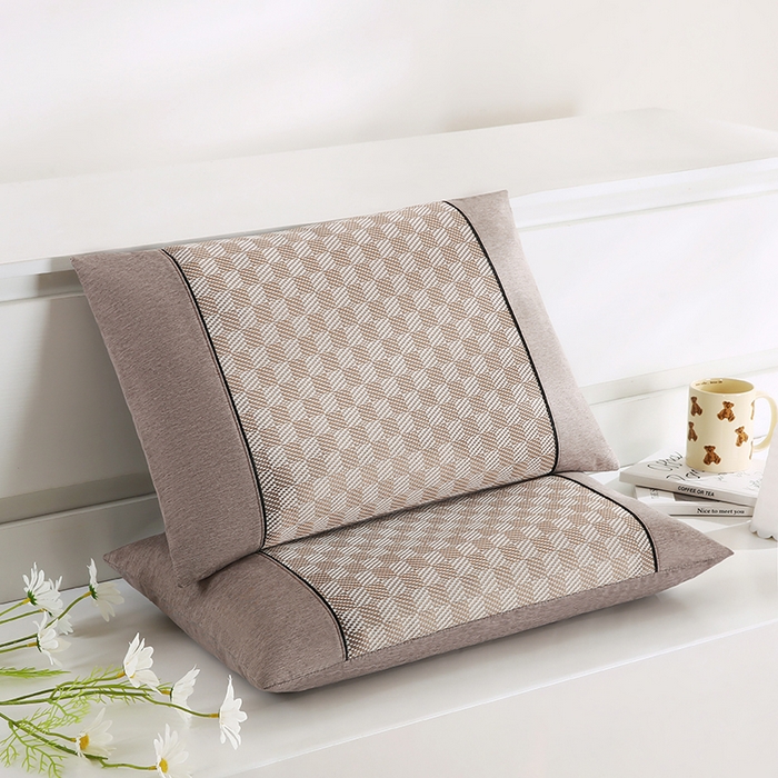 91家纺网 家纺一手货源 找家纺 小牛席业 2026新款亲肤舒适棋盘格-冰丝夏凉枕枕头枕芯（枕套+枕芯） 咖色