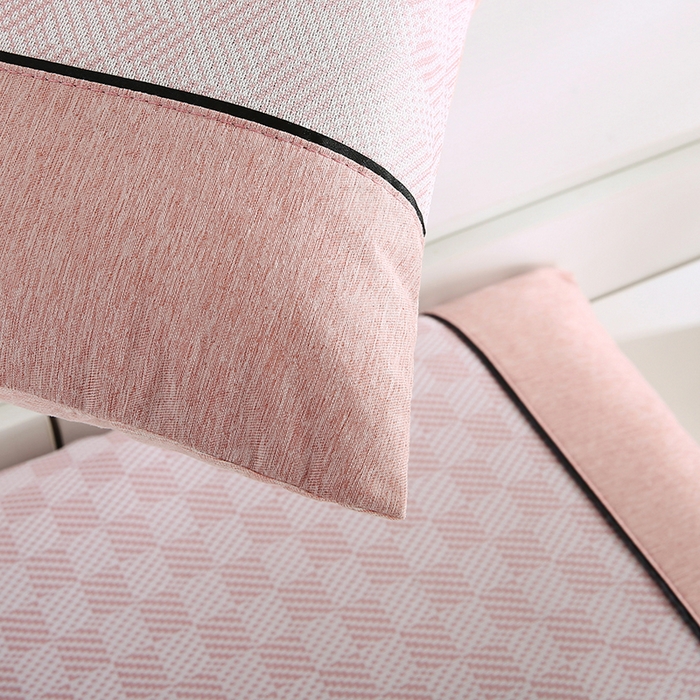 91家纺网 家纺一手货源 找家纺 小牛席业 2026新款亲肤舒适棋盘格-冰丝夏凉枕枕头枕芯（枕套+枕芯） 粉色
