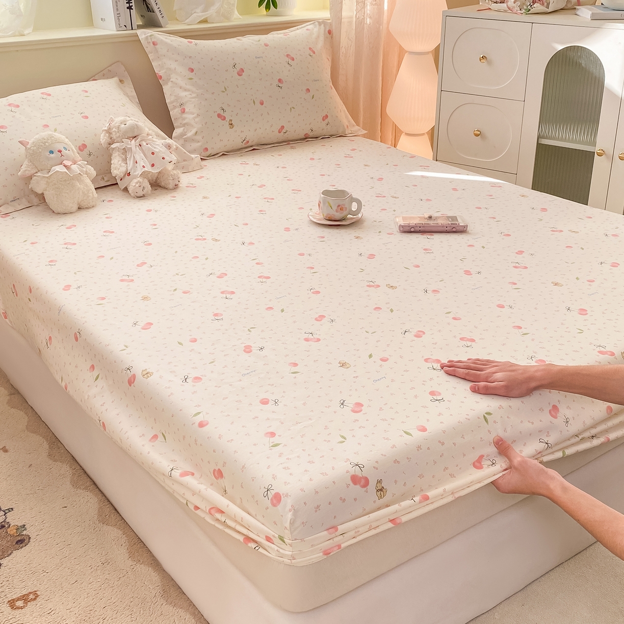 91家纺网 家纺一手货源 找家纺 女子家纺 2026新款全棉纯棉印花小清新系列单床笠单品床笠床笠单件 樱桃甜宠