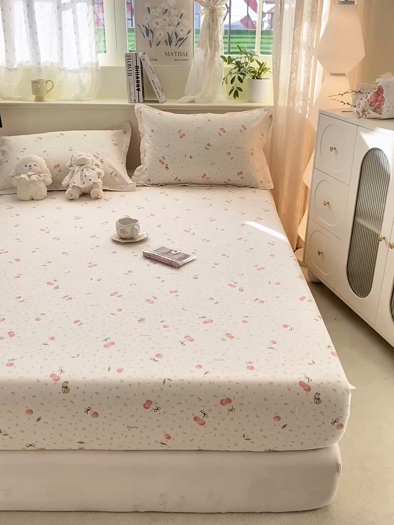91家纺网 家纺一手货源 找家纺 女子家纺 2026新款全棉纯棉印花小清新系列单床笠单品床笠床笠单件 樱桃甜宠