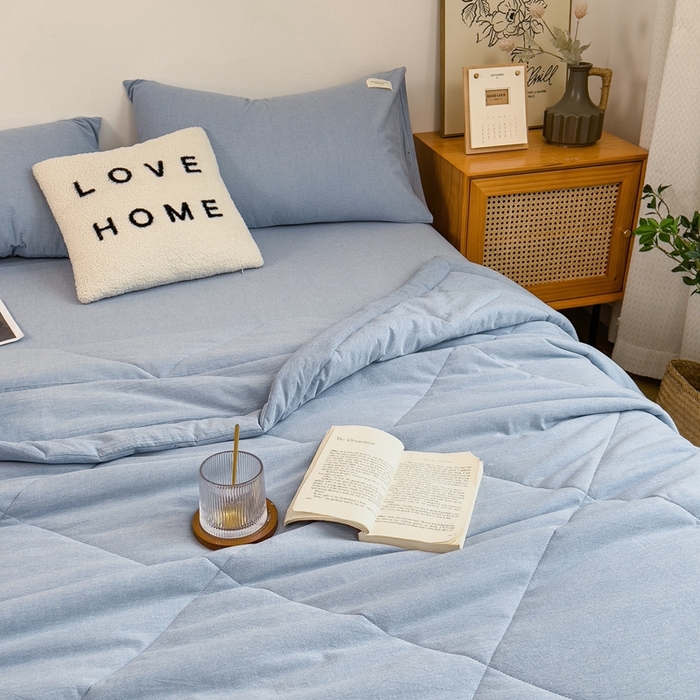 91家纺网 家纺一手货源 找家纺 宝士康家纺 2026新款10A抗菌无印风单夏被/夏被四件套 被子被芯 优雅蓝