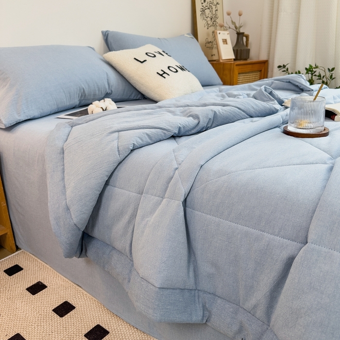 91家纺网 家纺一手货源 找家纺 宝士康家纺 2026新款10A抗菌无印风单夏被/夏被四件套 被子被芯 优雅蓝