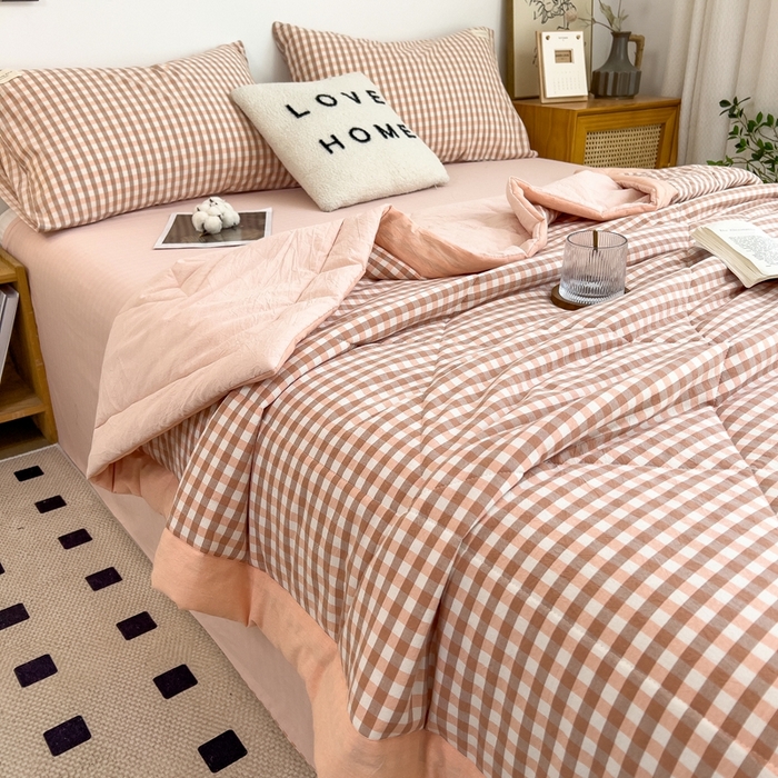 91家纺网 家纺一手货源 找家纺 宝士康家纺 2026新款10A抗菌无印风单夏被/夏被四件套 被子被芯 玉小格