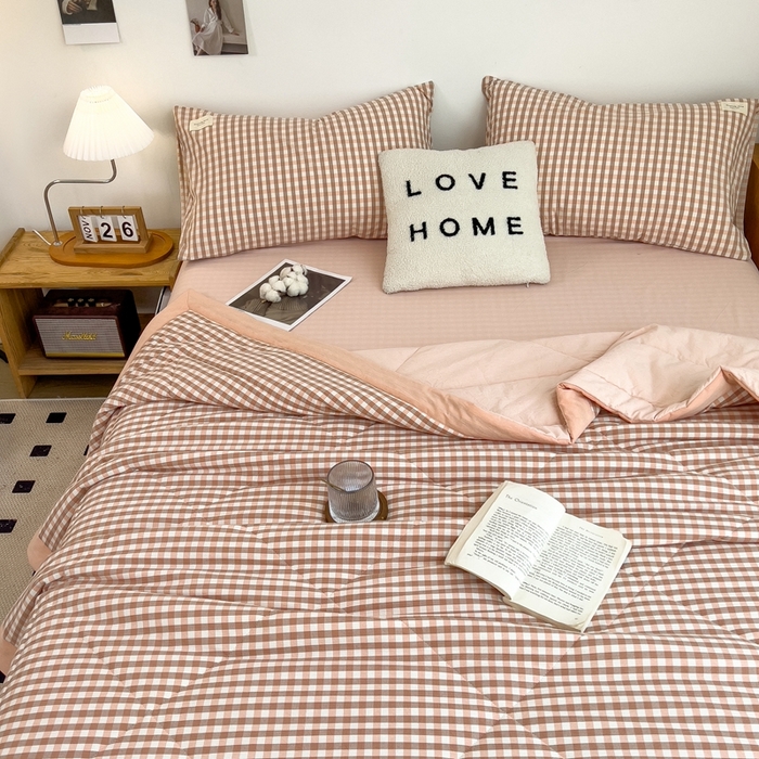 91家纺网 家纺一手货源 找家纺 宝士康家纺 2026新款10A抗菌无印风单夏被/夏被四件套 被子被芯 玉小格