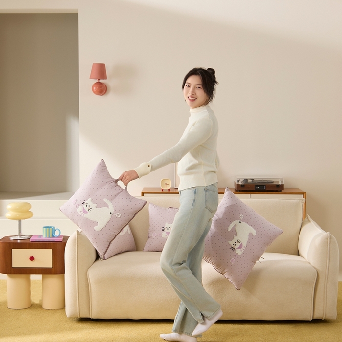 91家纺网 家纺一手货源 找家纺 多米家居 2026新款会放屁的pupu猫抱枕被 pupu猫·暮光紫