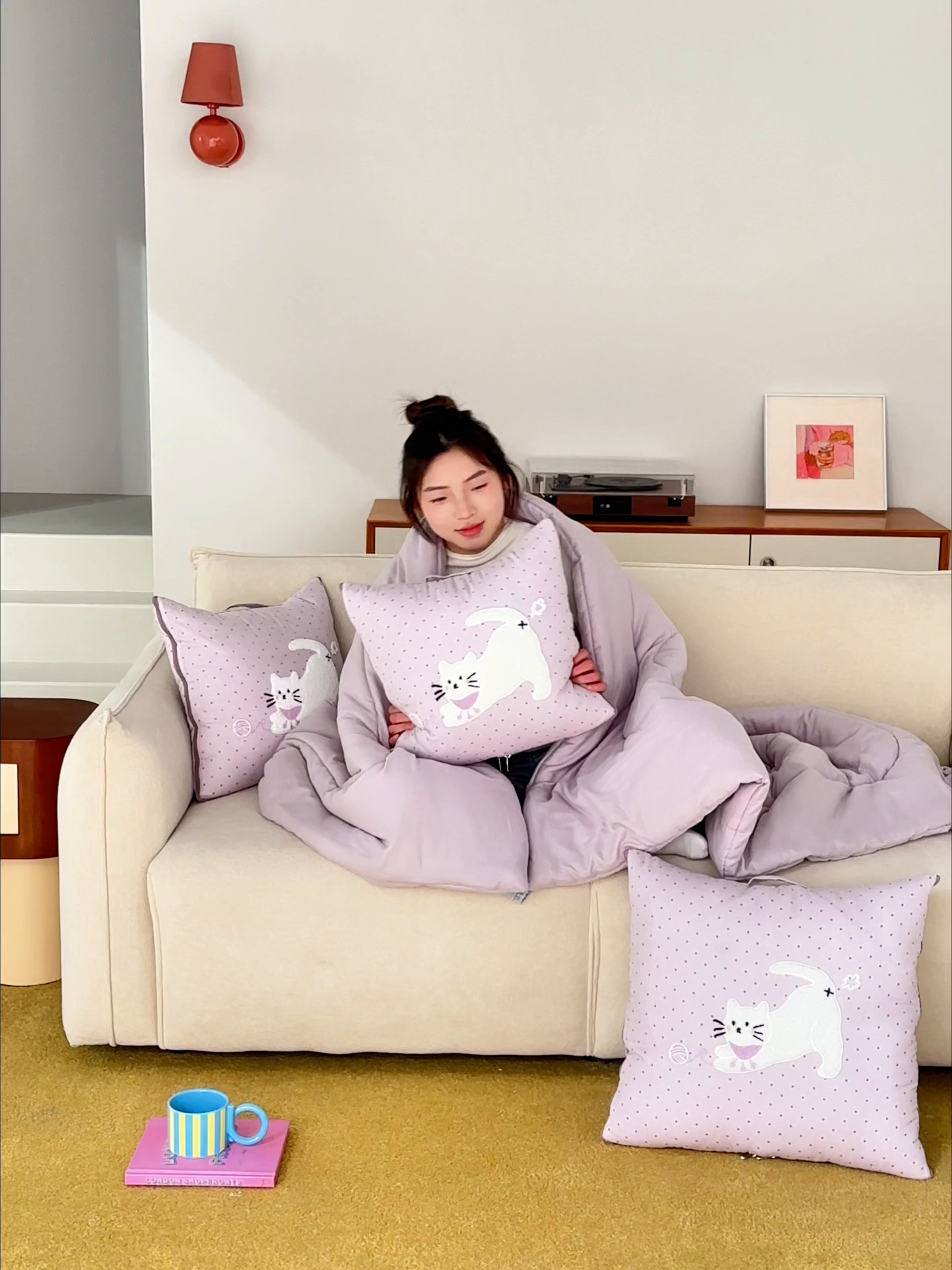 91家纺网 家纺一手货源 找家纺 多米家居 2026新款会放屁的pupu猫抱枕被 pupu猫·暮光紫