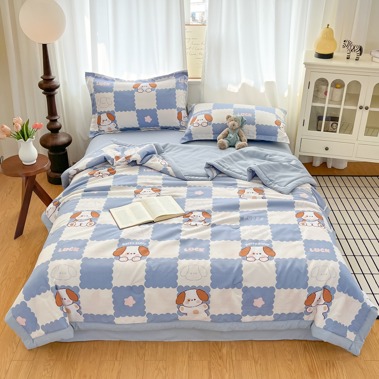 91家纺网 家纺一手货源 找家纺 宝士康家纺 2026新款10A抗菌水洗棉超声波压花夏被 被子被芯 超声波-嗨皮狗