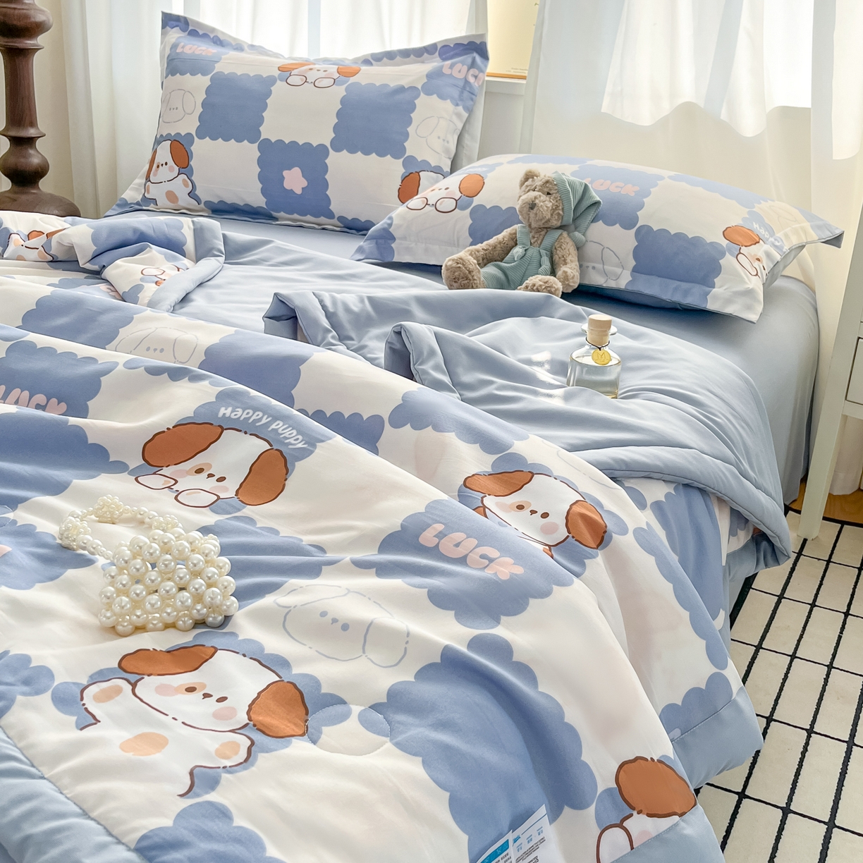 91家纺网 家纺一手货源 找家纺 宝士康家纺 2026新款10A抗菌水洗棉超声波压花夏被 被子被芯 超声波-嗨皮狗