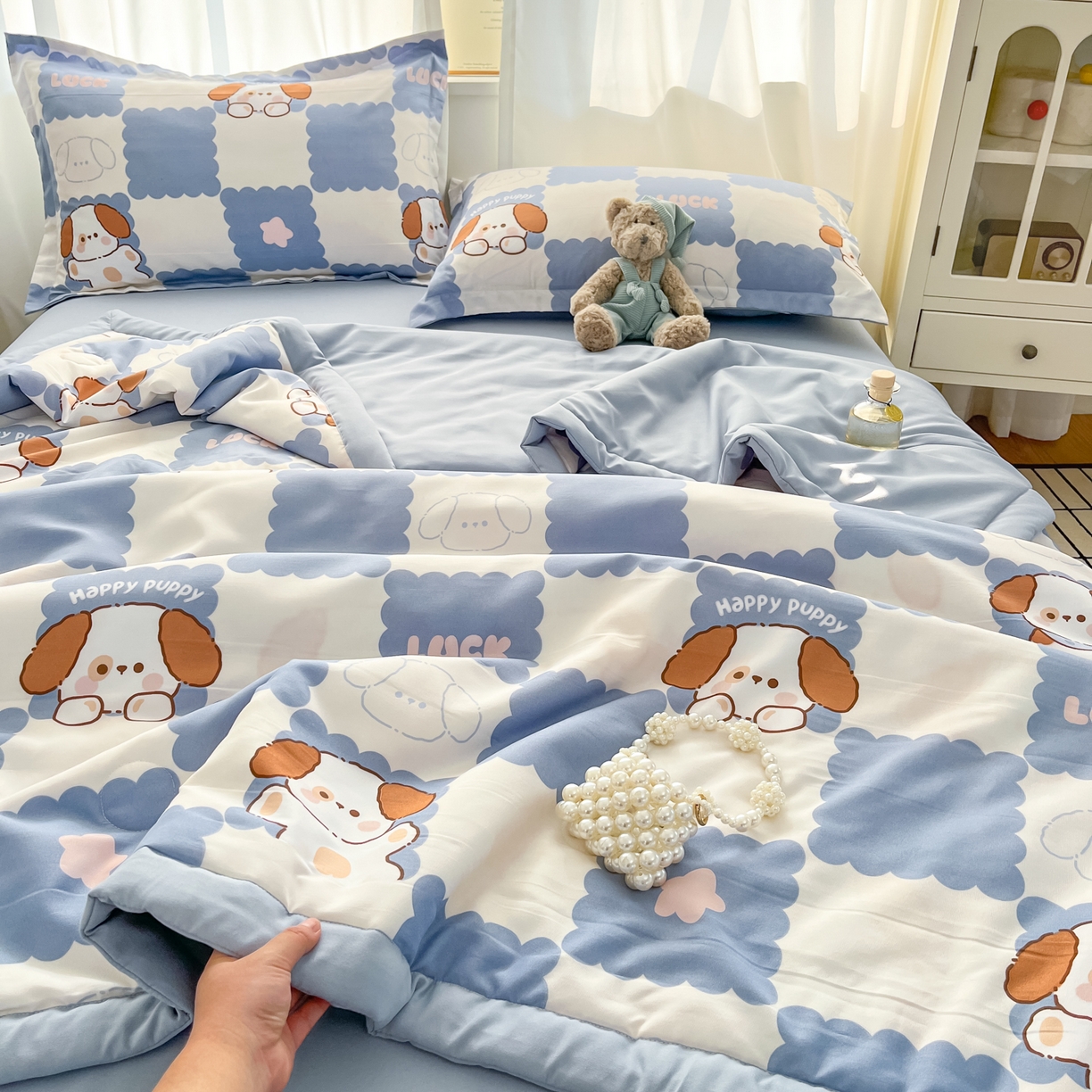 91家纺网 家纺一手货源 找家纺 宝士康家纺 2026新款10A抗菌水洗棉超声波压花夏被 被子被芯 超声波-嗨皮狗