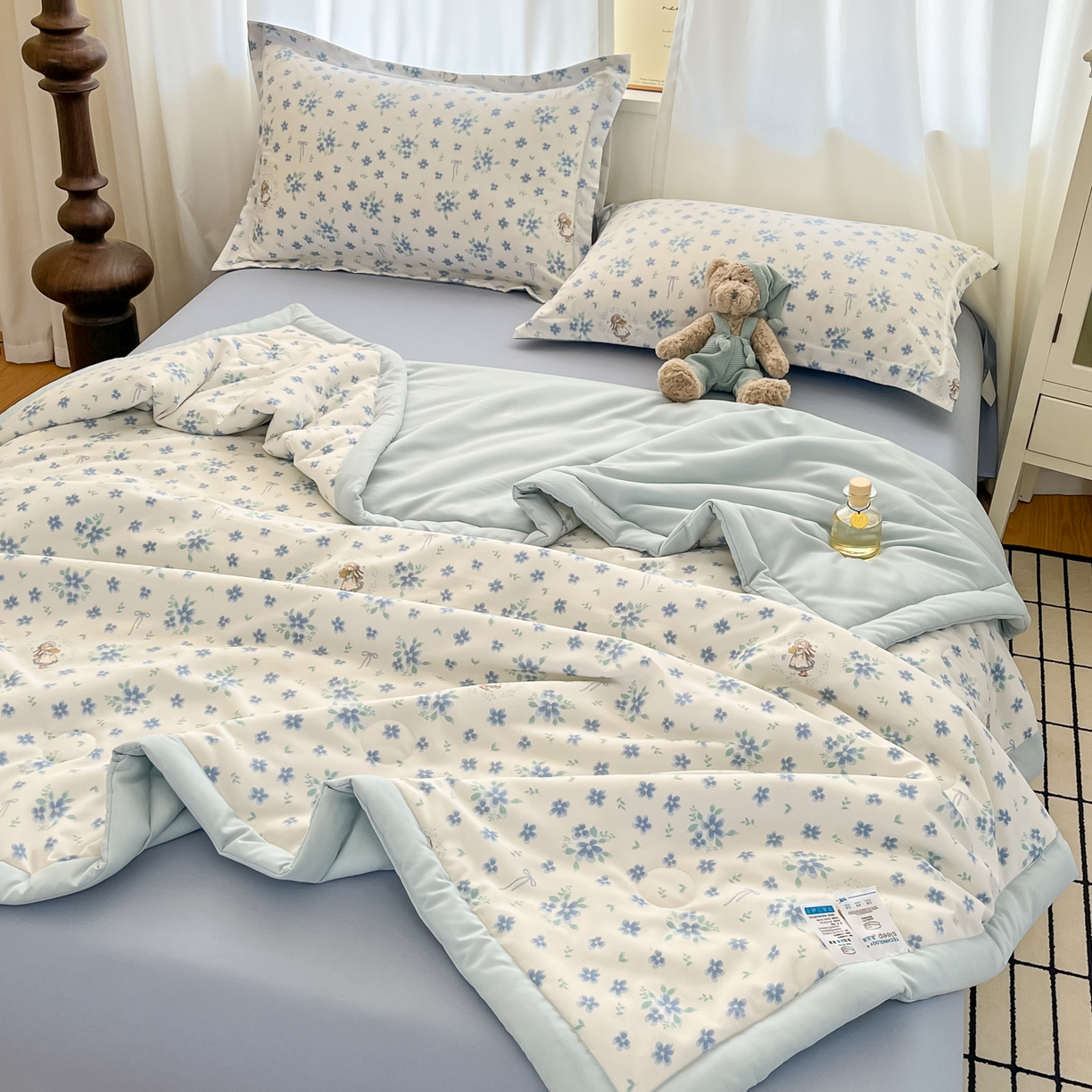 91家纺网 家纺一手货源 找家纺 宝士康家纺 2026新款10A抗菌水洗棉超声波压花夏被 被子被芯 超声波-青野碎蓝