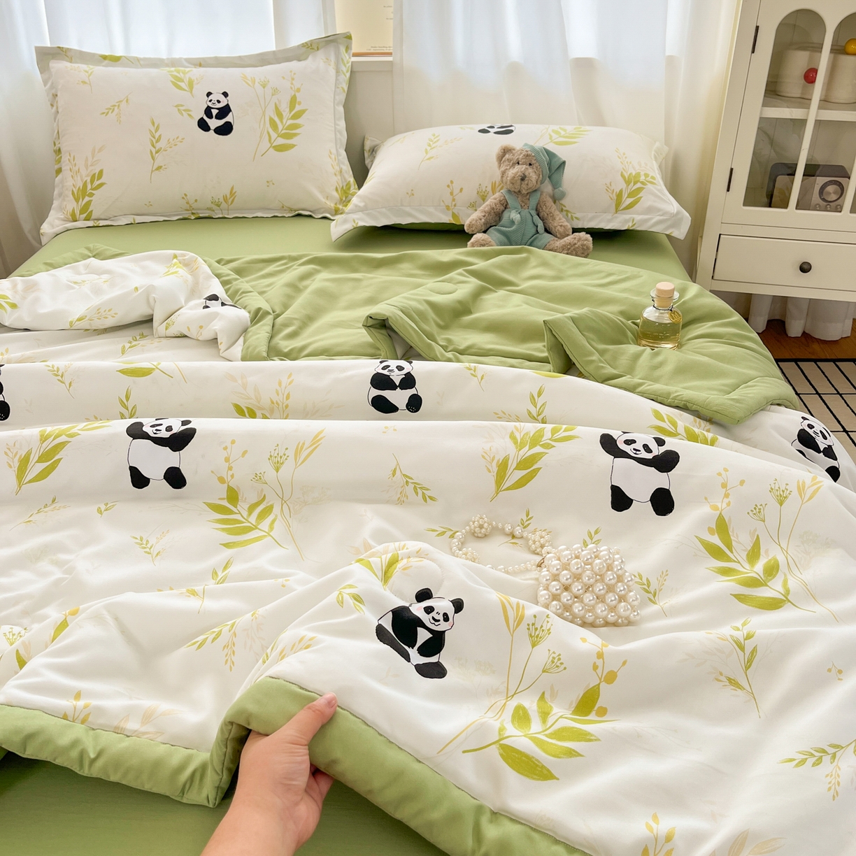 91家纺网 家纺一手货源 找家纺 宝士康家纺 2026新款10A抗菌水洗棉超声波压花夏被 被子被芯 超声波-熊猫乐园