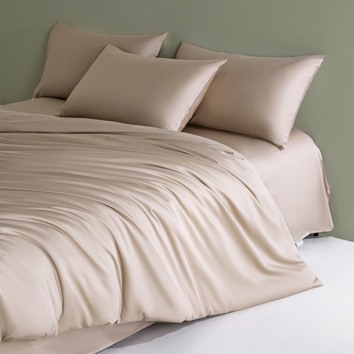 91家纺网 家纺一手货源 找家纺 盛凡家纺 2026春夏新款全棉纯棉A类60s长绒棉四件套纯色贡缎纯棉被套床笠款三件套 奶咖