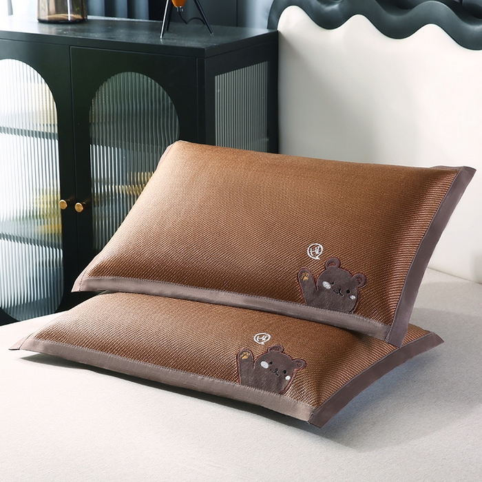 91家纺网 家纺一手货源 找家纺 （总）小牛席业 2026新款你好小熊冰藤夏凉枕套系列凉枕套夏天枕套冰丝枕套竹枕套藤枕套冰藤枕套