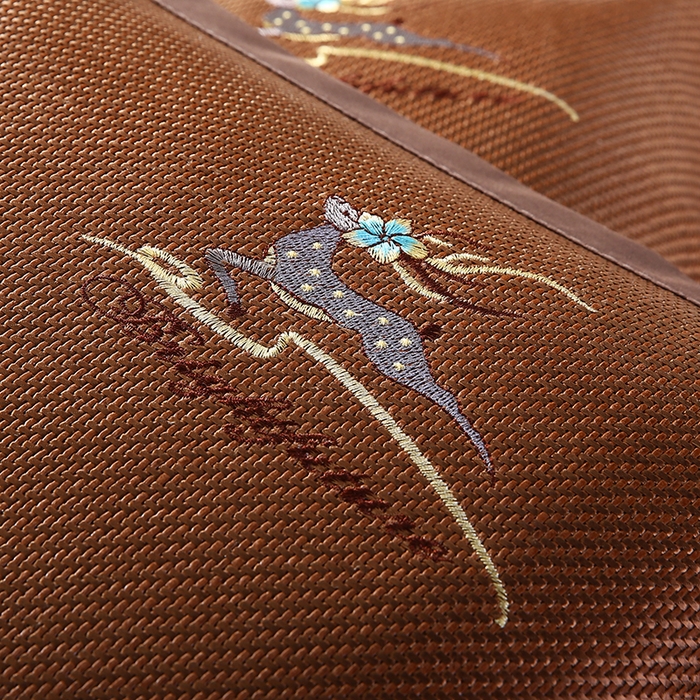 91家纺网 家纺一手货源 找家纺 小牛席业 2026新款你好小熊冰藤夏凉枕套系列凉枕套夏天枕套冰丝枕套竹枕套藤枕套冰藤枕套 幸运小鹿（黑咖）