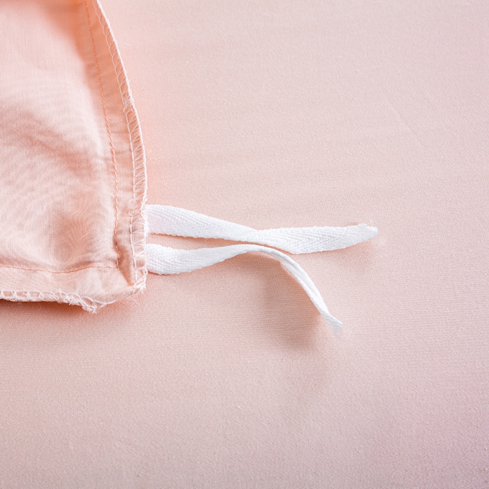 91家纺网 家纺一手货源 找家纺 盛凡家纺 2026春夏新款全棉纯棉A类60s长绒棉四件套纯色贡缎纯棉被套床笠款三件套 樱花粉