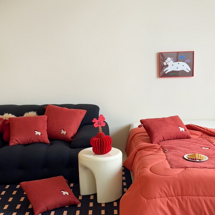 91家纺网 家纺一手货源 找家纺 （总）多米家居 2026新款马力全开抱枕被（控价小号券后不低于46，大号券后不低于70）