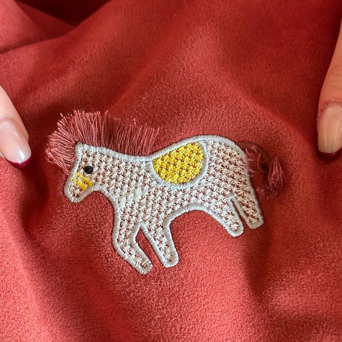 91家纺网 家纺一手货源 找家纺 （总）多米家居 2026新款马力全开抱枕被（控价小号券后不低于46，大号券后不低于70）