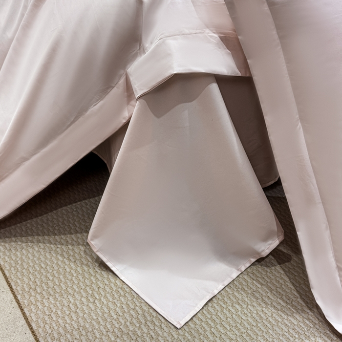 91家纺网 家纺一手货源 找家纺 盛凡家纺 2026春夏新款全棉纯棉100支长绒棉绣花四件套--萨尔夫人 萨尔夫人-暖心粉